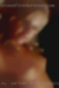 My  partner wife swapping is 5ft5in  130lbs.